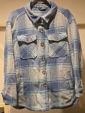 Blue & Gray Plaid Button-Up Shacket